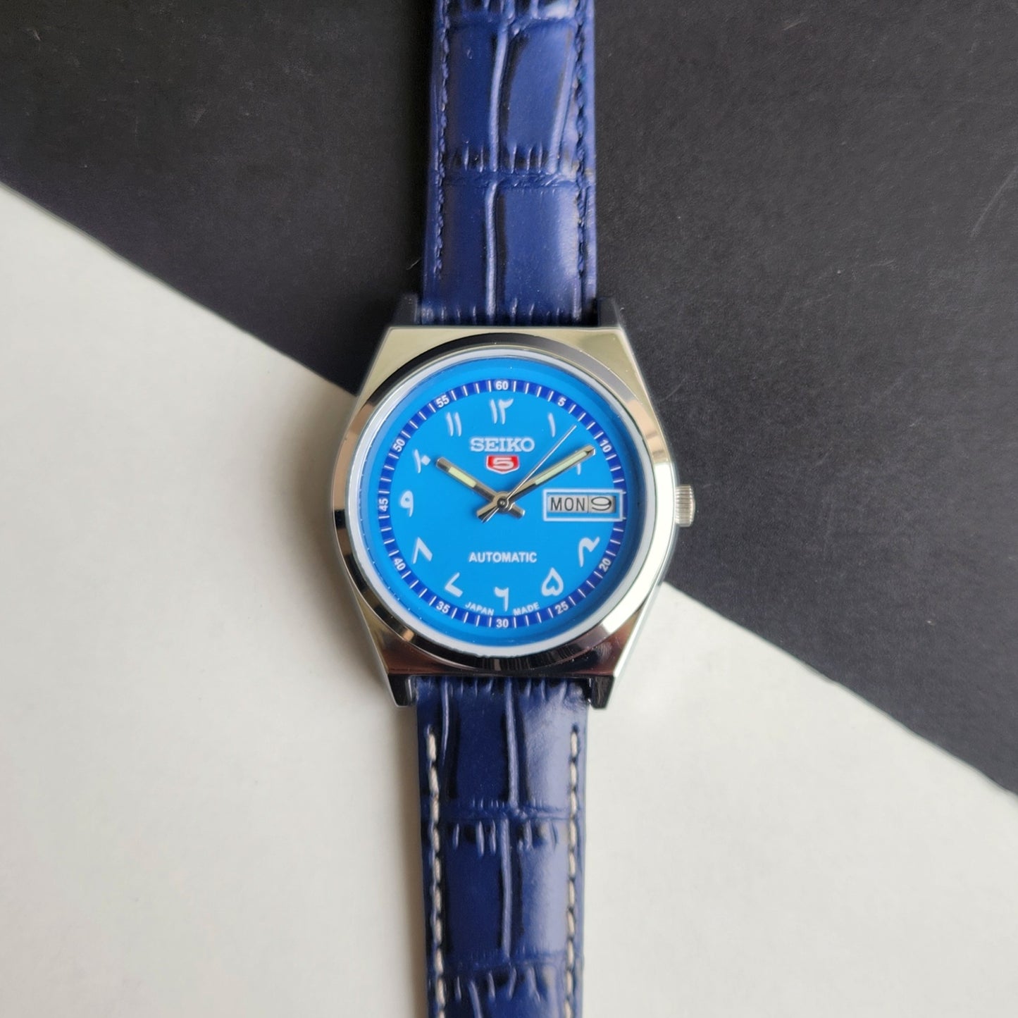 Vintage Mod Seiko 5 Automatic Arabic Blue Face 6309A 17 Jewels Blue Croco Leather Strap Day-Date Wrist Watch F91