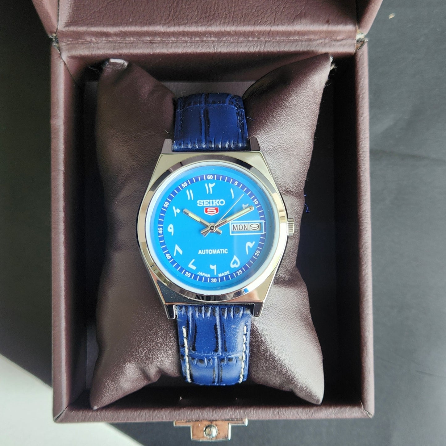 Vintage Mod Seiko 5 Automatic Arabic Blue Face 6309A 17 Jewels Blue Croco Leather Strap Day-Date Wrist Watch F91