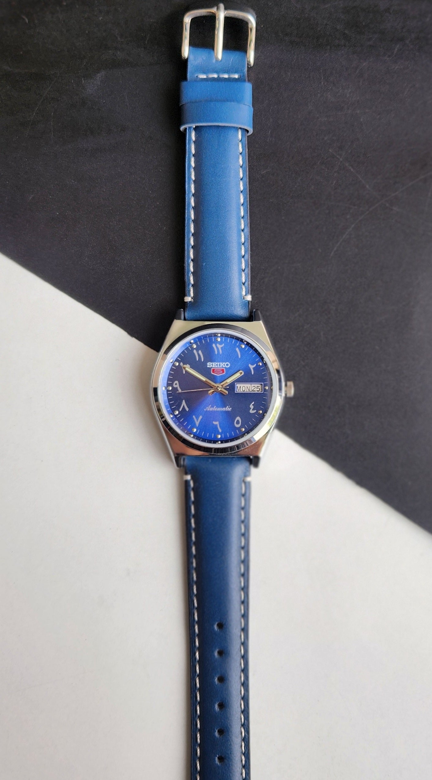 Vintage Mod Seiko 5 Automatic Arabic Blue Face 6309A 17 Jewels Blue Croco Leather Strap Day-Date Men's Wrist Watch F92