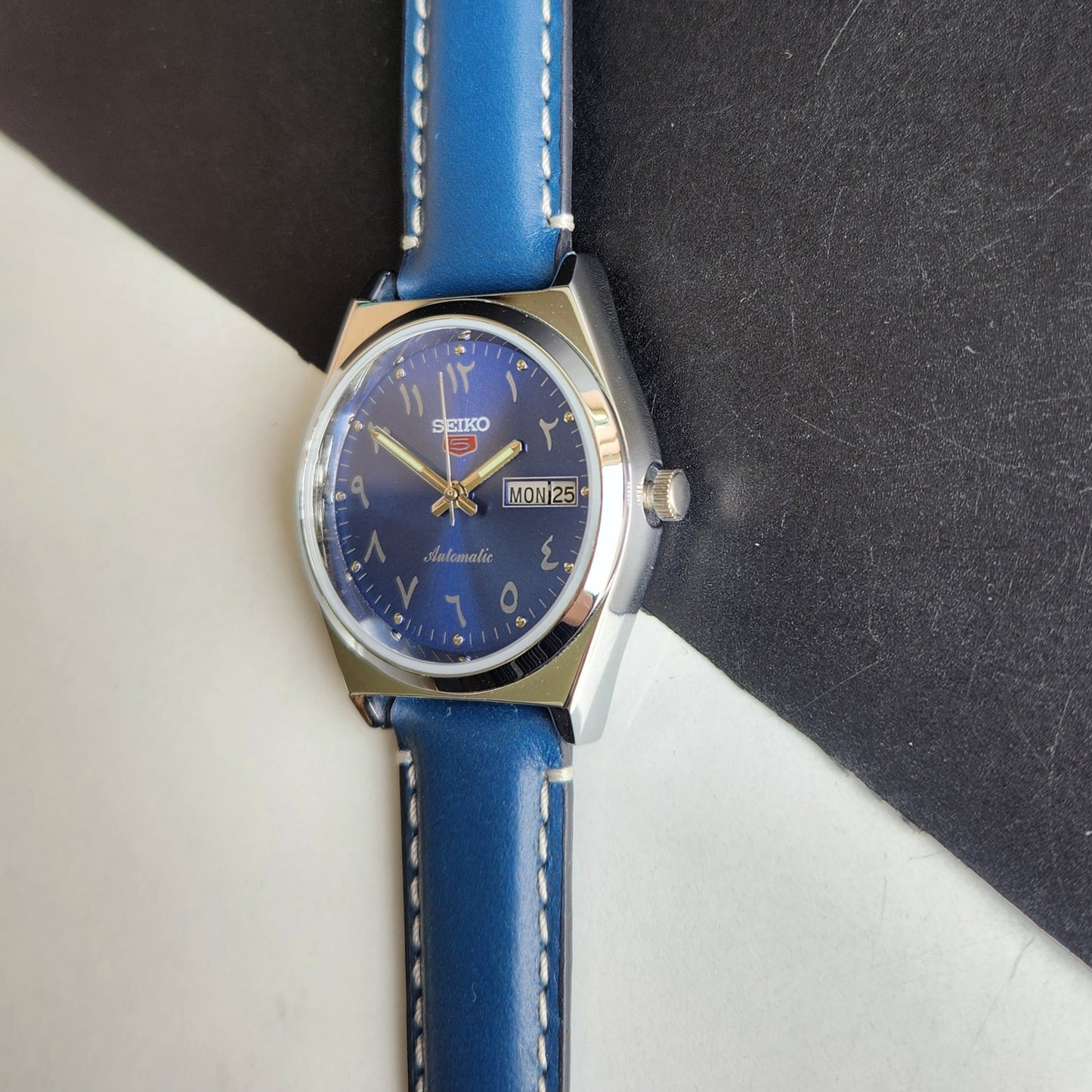 Vintage Mod Seiko 5 Automatic Arabic Blue Face 6309A 17 Jewels Blue Croco Leather Strap Day-Date Men's Wrist Watch F92