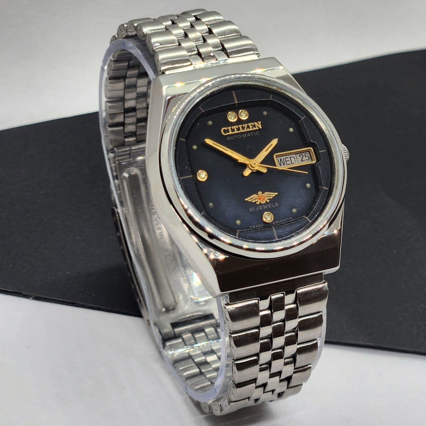 Vintage 1980 Original Citizen Automatic Cal. 8200 Black Face 21 Jewels Day-Date Japanese Men's Wrist Watch EG37