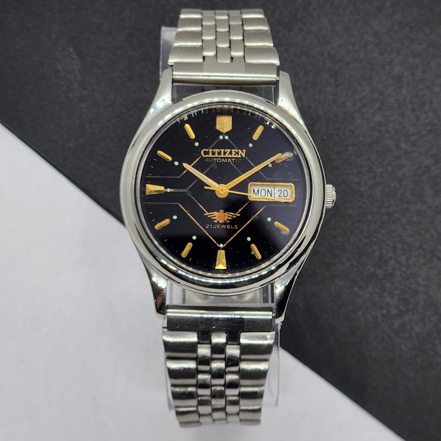 Vintage 1993 Original Citizen Automatic Cal. 8200 Black Face 21 Jewels Day-Date Japanese Men's Wrist Watch EG41