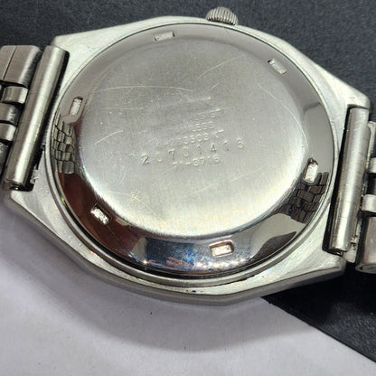Vintage 1992 Original Citizen Automatic Cal. 8200 White Face 21 Jewels Day-Date Japanese Men's Wrist Watch EG49