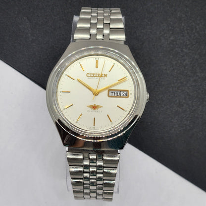 Vintage 1989 Original Citizen Automatic Cal. 8200 Off White Face 21 Jewels Day-Date Japanese Men's Wrist Watch EG51