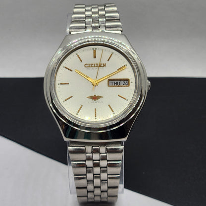Vintage 1989 Original Citizen Automatic Cal. 8200 Off White Face 21 Jewels Day-Date Japanese Men's Wrist Watch EG51