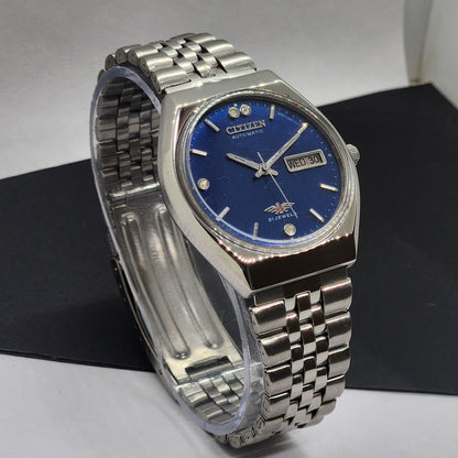 Vintage 1982 Original Citizen Automatic Cal. 8200 Blue Face 21 Jewels Day-Date Japanese Men's Wrist Watch EG54