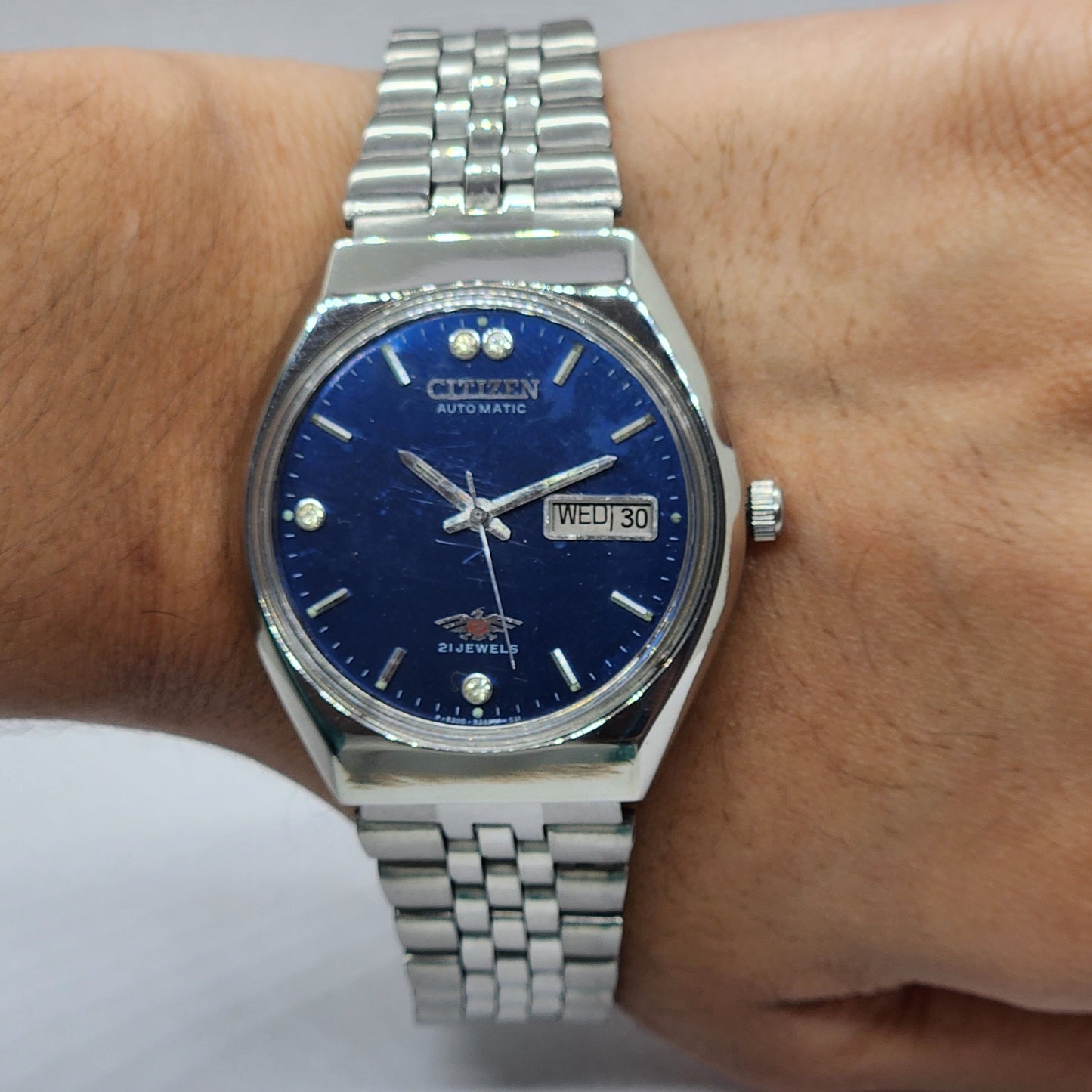 Vintage 1982 Original Citizen Automatic Cal. 8200 Blue Face 21 Jewels Day-Date Japanese Men's Wrist Watch EG54
