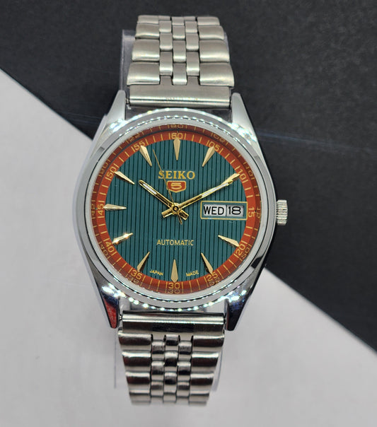 Vintage Mod Seiko 5 Automatic 6309A 17 Jewels Japan Men's Day-Date Green Face Wrist Watch F96