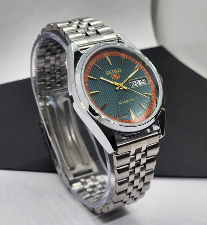 Vintage Mod Seiko 5 Automatic 6309A 17 Jewels Japan Men's Day-Date Green Face Wrist Watch F96