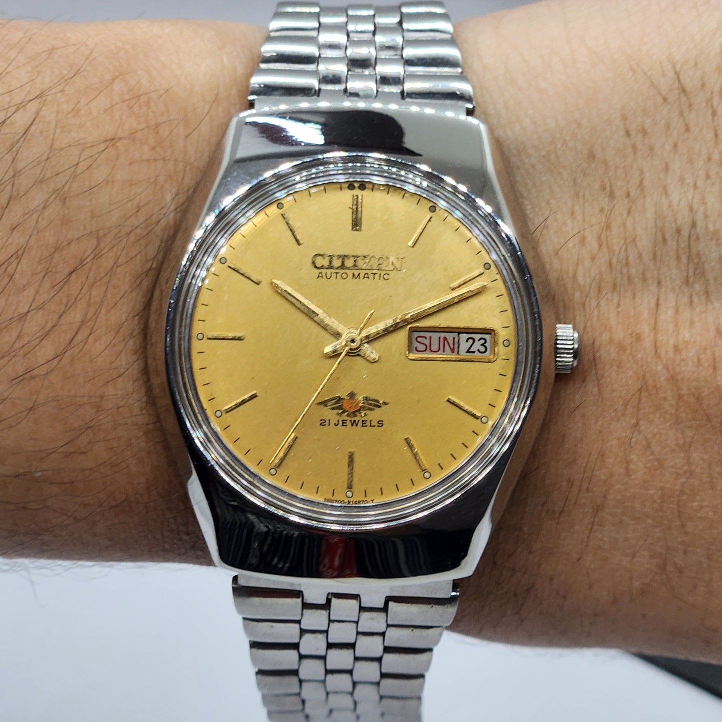 Vintage 1978 Original Citizen Automatic Cal. 8200 Golden Face 21 Jewels Day-Date Japanese Men's Wrist Watch EG60