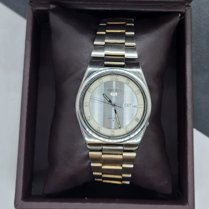 Vintage 1979 Original Seiko 5 Automatic 6309-8340 Silver Face 17 Jewels Day-Date Japanese Men's Wrist Watch EG68