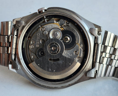 Vintage 1984 Original Seiko 5 Automatic 7009-3171 Black Face 17 Jewels Day-Date Japanese Men's Wrist Watch EG78