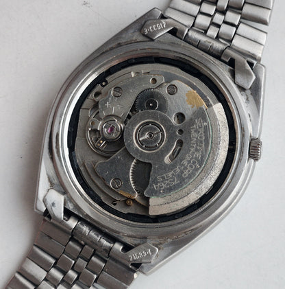 Vintage 1997 Original Seiko 5 Automatic 7S26-8760 White Face 21 Jewels Day-Date Japanese Men's Wrist Watch EG87