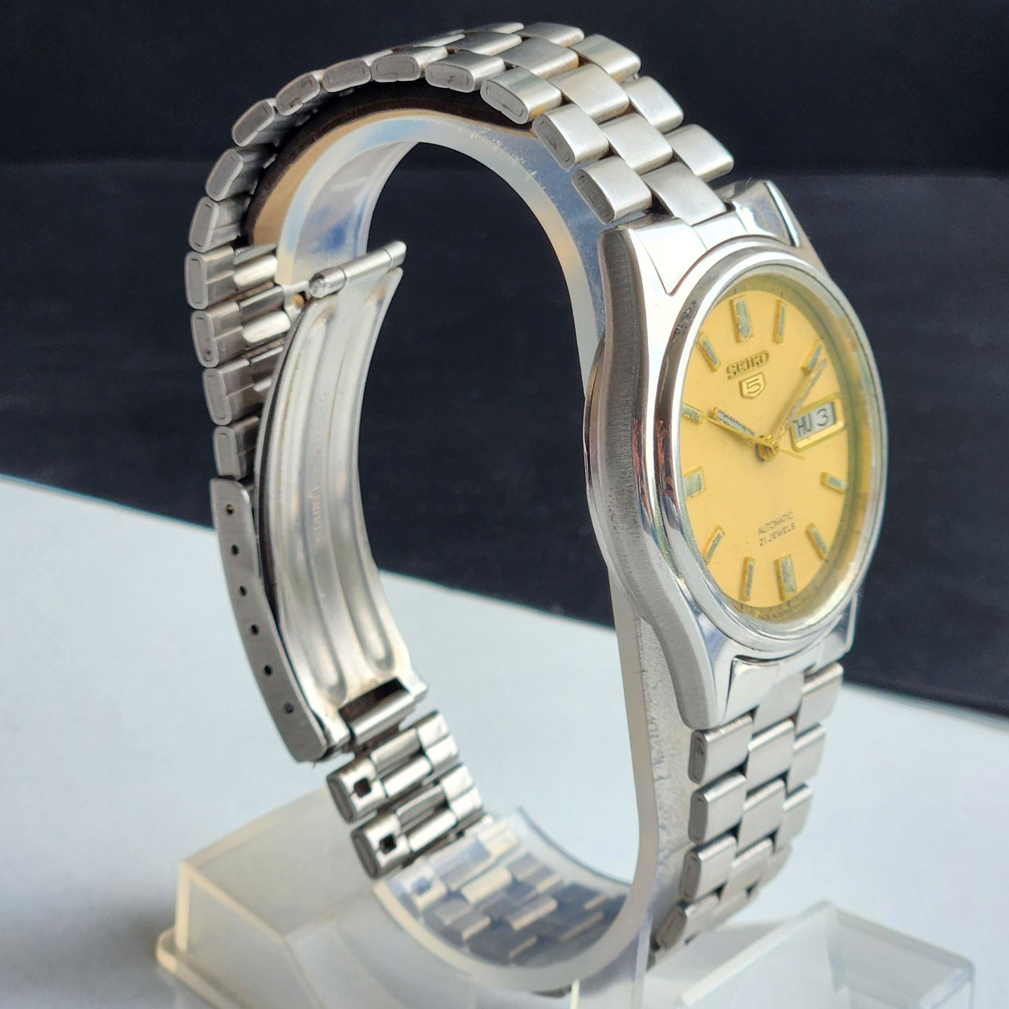 Vintage 1971 Original Seiko 5 Automatic 7019-8180 Golden Face 21 Jewels Day-Date Japanese Men's Wrist Watch EG89