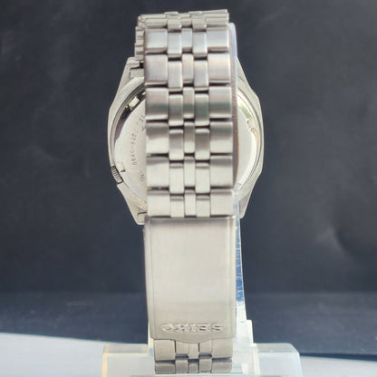 Vintage 1977 Original Seiko 5 Automatic 7009-5860 Golden Face 17 Jewels Day-Date Japanese Men's Wrist Watch EG95