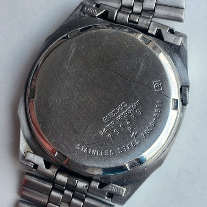 Vintage 1977 Original Seiko 5 Automatic 7009-5860 Golden Face 17 Jewels Day-Date Japanese Men's Wrist Watch EG95