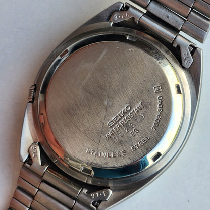 Vintage 1982 Original Seiko 5 Automatic 7009-3040 Black Face 17 Jewels Day-Date Japanese Men's Wrist Watch EG102