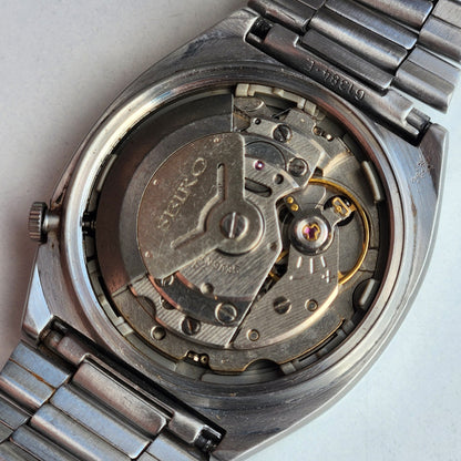 Vintage 1983 Original Seiko 5 Automatic 6309-532A Black Face 17 Jewels Day-Date Japanese Men's Wrist Watch EG103