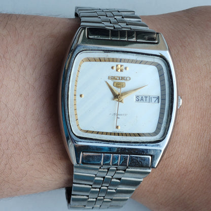 Vintage 1992 Original Seiko 5 Automatic 6349-5000 Silver Face 17 Jewels Day-Date Japanese Men's Wrist Watch EG108