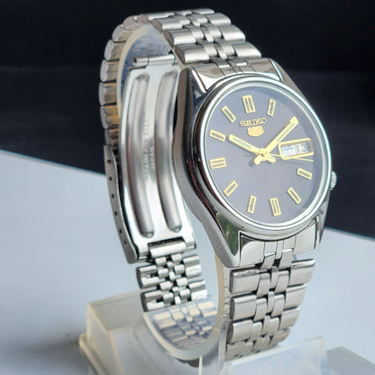 Vintage 1977 Original Seiko 5 Automatic 7019-8180 Silver Face 21 Jewels Day-Date Japanese Men's Wrist Watch EG109