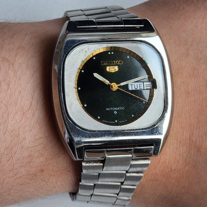 Vintage 1983 Original Seiko 5 Automatic 6309-6030 Black Face 17 Jewels Day-Date Japanese Men's Wrist Watch EG110