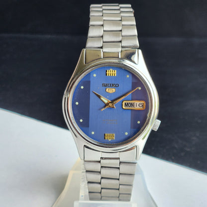 Vintage Original Seiko 5 Automatic 7009 Blue Face 17 Jewels Exhibition Back Day-Date Japanese Men's Wrist Watch EG141