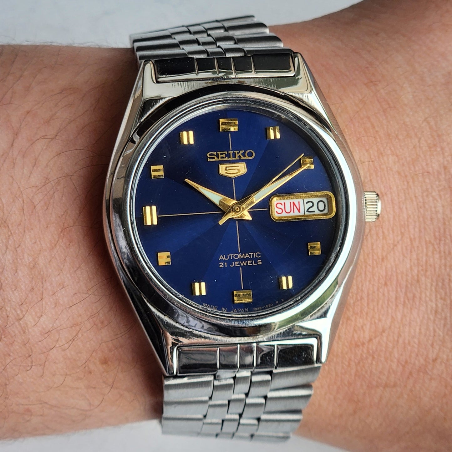 Vintage Original Seiko 5 Automatic 7S26 Blue Face 21 Jewels Exhibition Back Day-Date Japanese Men's Wrist Watch EG142