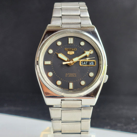 Vintage Original Seiko 5 Automatic 7S26-02V0 Black Face 21 Jewels Exhibition Back Day-Date Japanese Men's Wrist Watch EG145