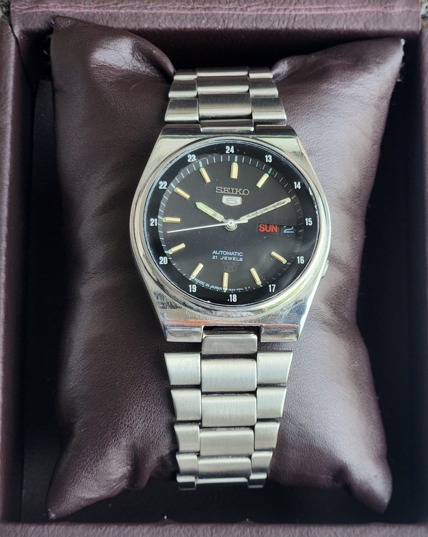 Vintage Original Seiko 5 Automatic 7S26-0560 Railway Time Black Face 21 Jewels Exhibition Back Day-Date Japanese Men's Wrist Watch EG146