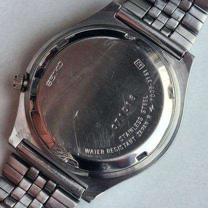 Vintage 1980 Original Seiko 5 Automatic 7009-3161  Black Face 17 Jewels Day-Date Japanese Men's Wrist Watch EG116