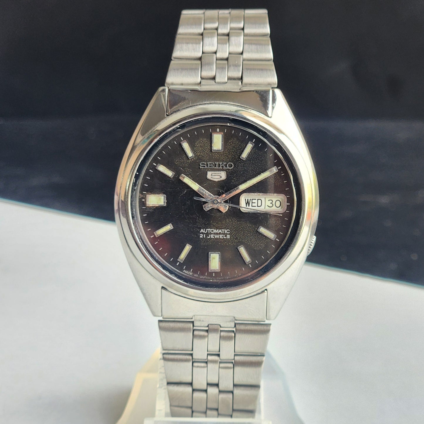 Vintage 1997 Original Seiko 5 Automatic 7S26-3040  Black Face 21 Jewels Day-Date Japanese Men's Wrist Watch EG119