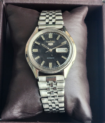 Vintage 1981 Original Seiko 5 Automatic 6309-8230  Black Face 17 Jewels Day-Date Japanese Men's Wrist Watch EG124