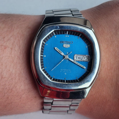 Vintage 1979 Original Seiko 5 Automatic 6319-5070  Blue Face 21 Jewels Day-Date Japanese Men's Wrist Watch EG129