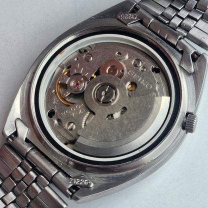 Vintage 1985 Original Seiko 5 Automatic 7009-8331 Black Face 17 Jewels Day-Date Japanese Men's Wrist Watch EG136