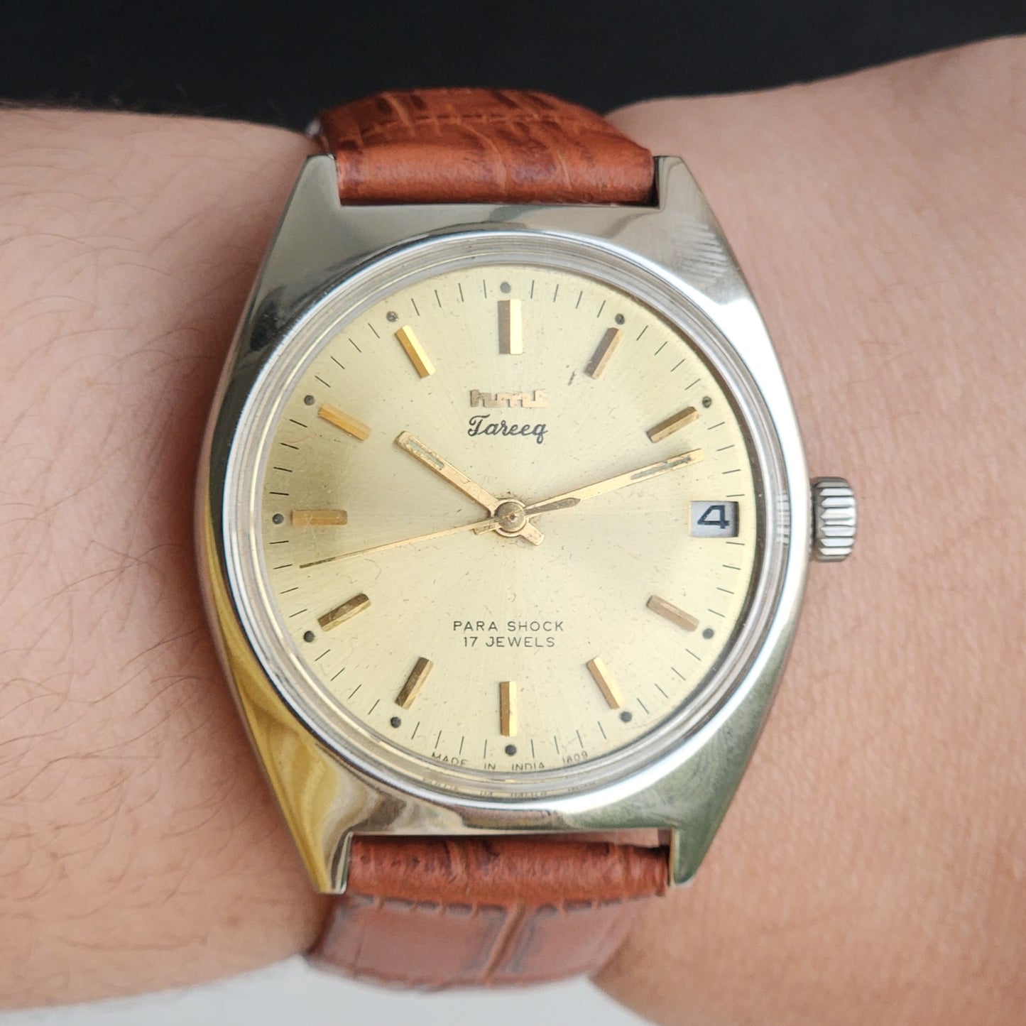 Vintage Original HMT Tareeq Hand Winding 17 Jewels Golden Face Brown Leather Strap Date Men's Wrist Watch G04