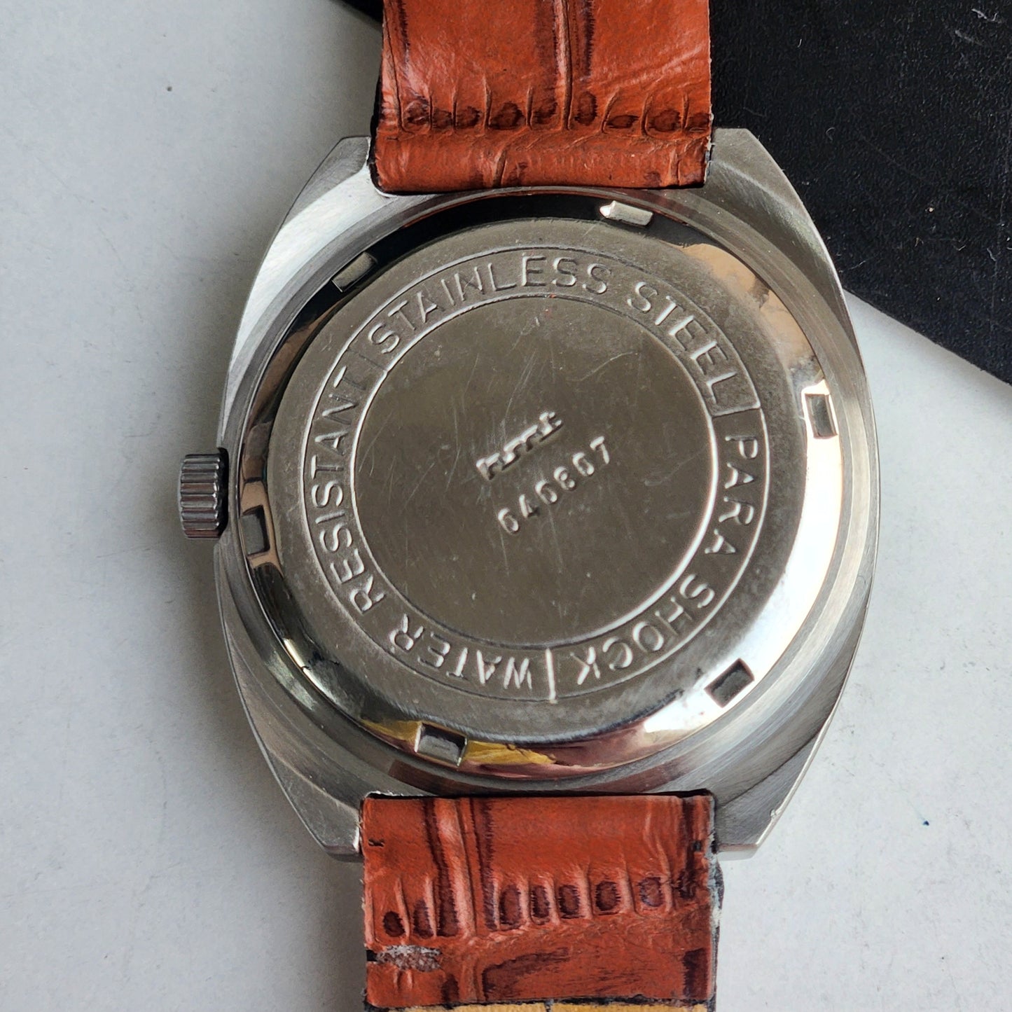 Vintage Original HMT Chethan Hand Winding 17 Jewels Golden Face Brown Leather Strap Men's Wrist Watch G08