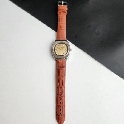 Vintage Original HMT Chethan Hand Winding 17 Jewels Golden Face Brown Leather Strap Men's Wrist Watch G07