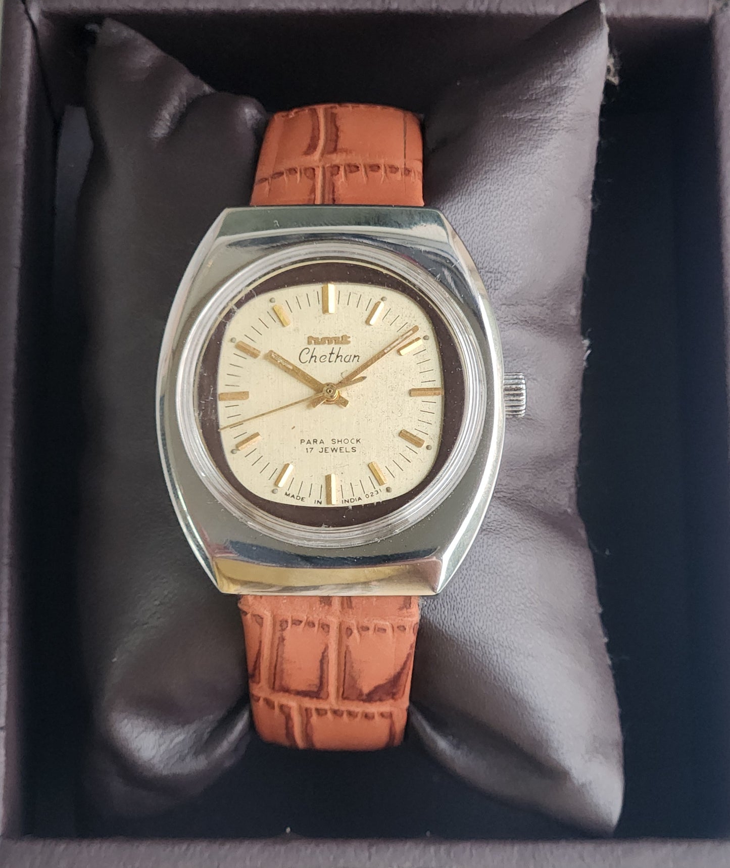 Vintage Original HMT Chethan Hand Winding 17 Jewels Golden Face Brown Leather Strap Men's Wrist Watch G07