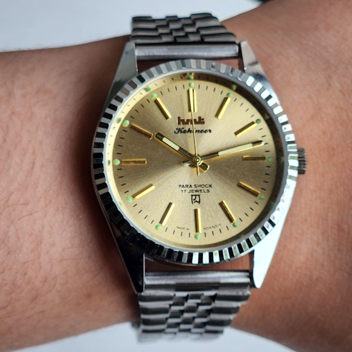 Vintage HMT Kohinoor Hand Winding 17 Jewels Golden Face Fluted Bezel Jubilee Bracelet Men's Wrist Watch G09