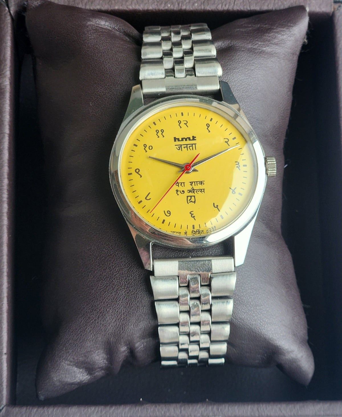 Vintage MOD HMT Janata Devanagari Hand Winding 17 Jewels Yellow Face 35MM Silver Case Exhibition Back Men's Wrist Watch G47