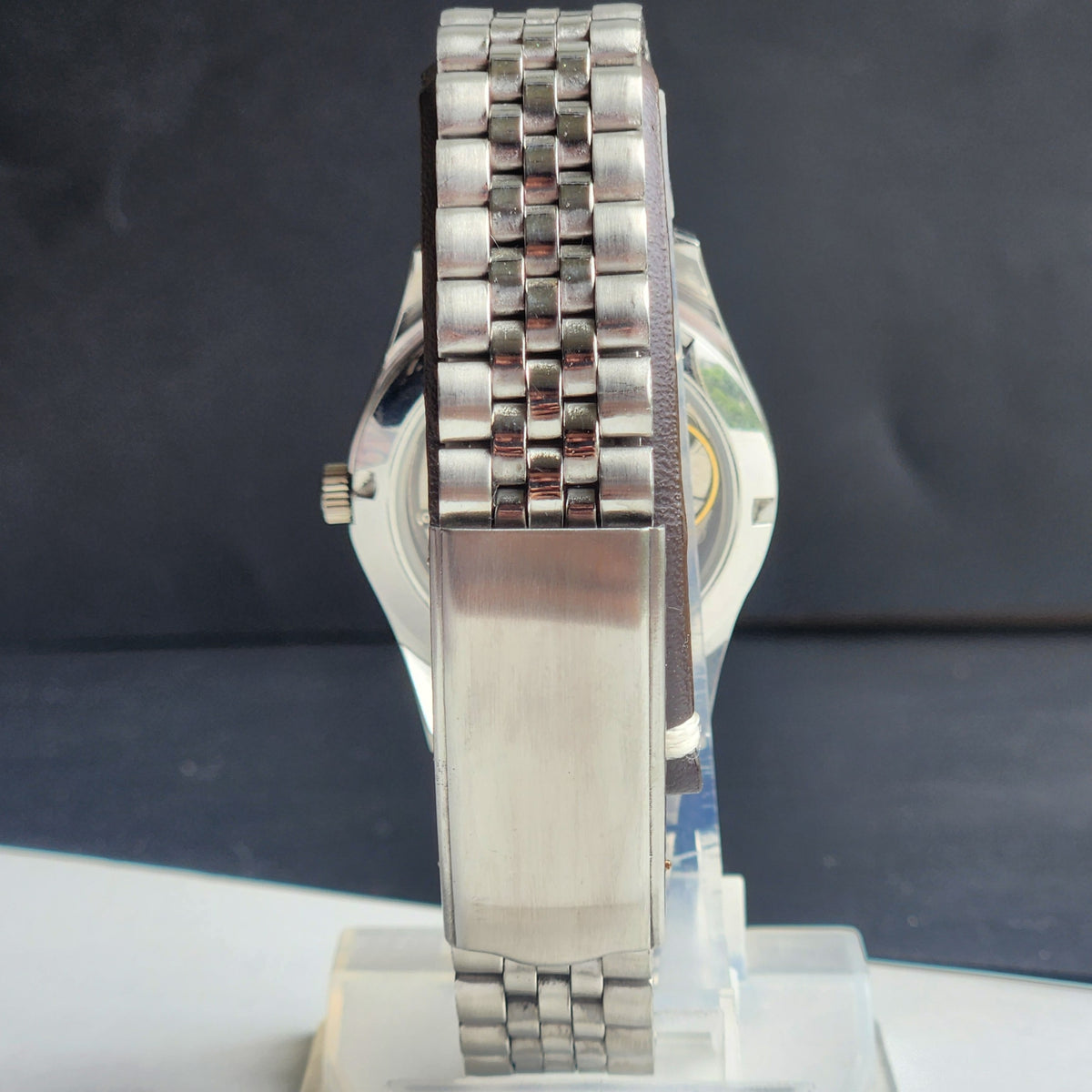 Vintage MOD HMT Janata Devanagari Hand Winding 17 Jewels Red Face 35MM Silver Case Exhibition Back Men's Wrist Watch G48