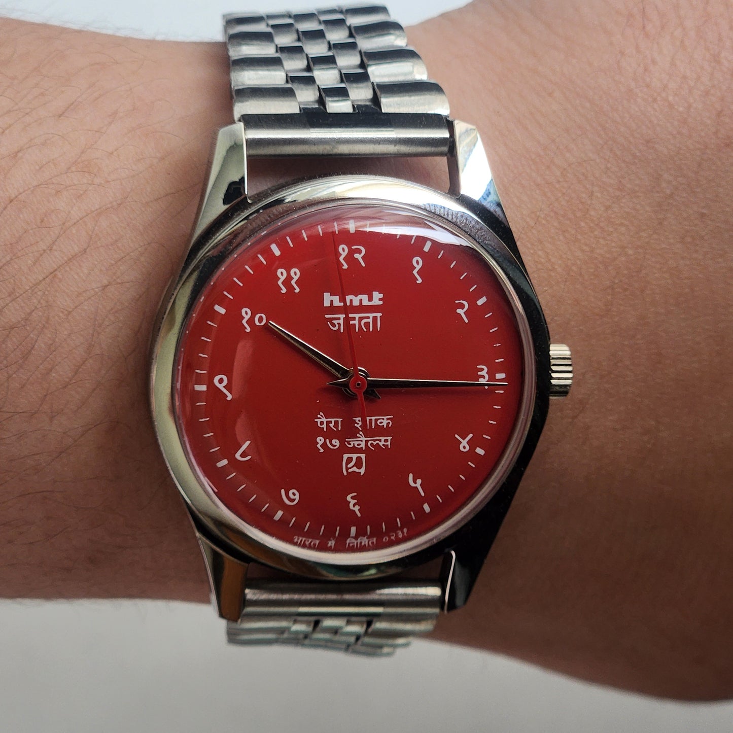 Vintage HMT Janata Devanagari Hand Winding 17 Jewels Red Face 35MM Silver Case Exhibition Back Men's Wrist Watch G48