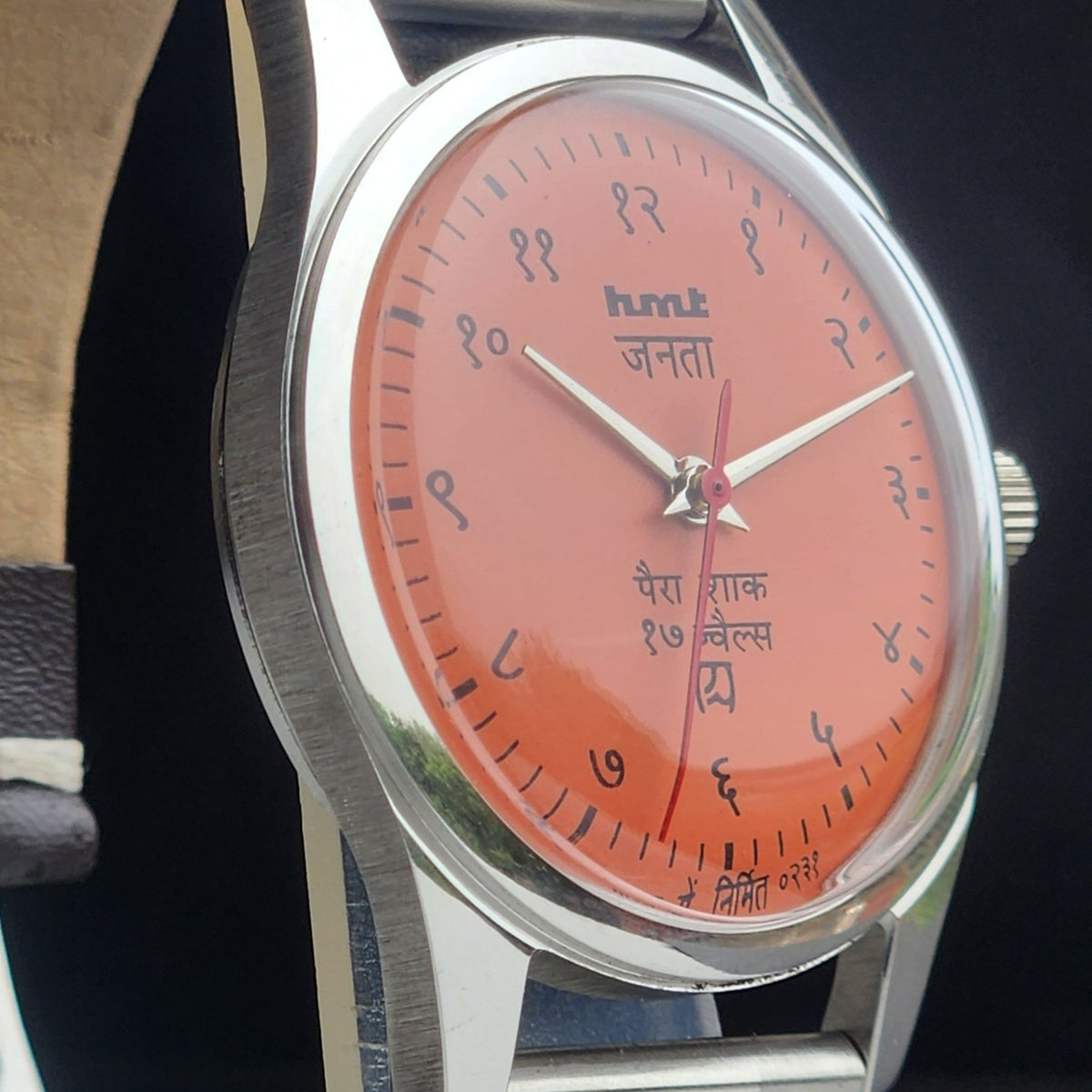 Vintage MOD HMT Janata Devanagari Hand Winding 17 Jewels Peach Face 35MM Silver Case Exhibition Back Men's Wrist Watch G056