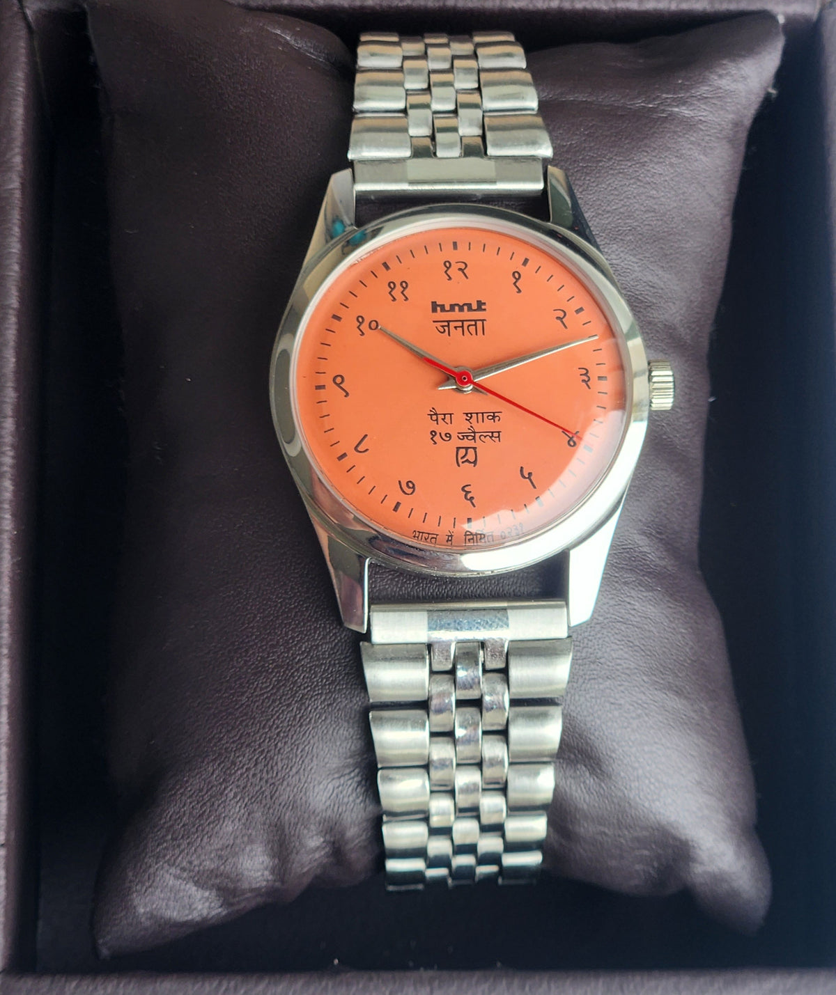 Vintage MOD HMT Janata Devanagari Hand Winding 17 Jewels Peach Face 35MM Silver Case Exhibition Back Men's Wrist Watch G056