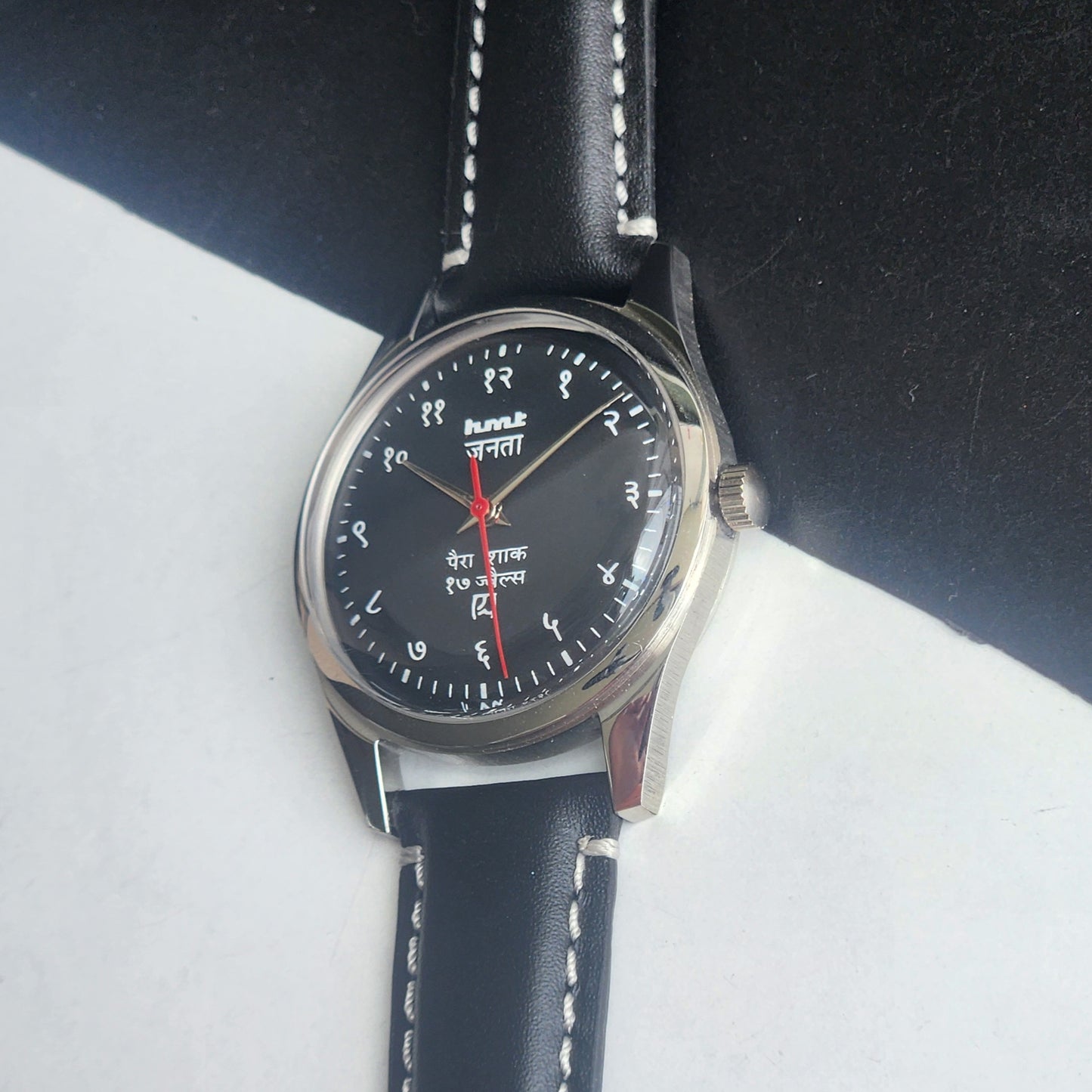 Vintage HMT Janata Devanagari Hand Winding 17 Jewels Black Face 35MM Silver Case Black Leather Strap Men's Wrist Watch G62