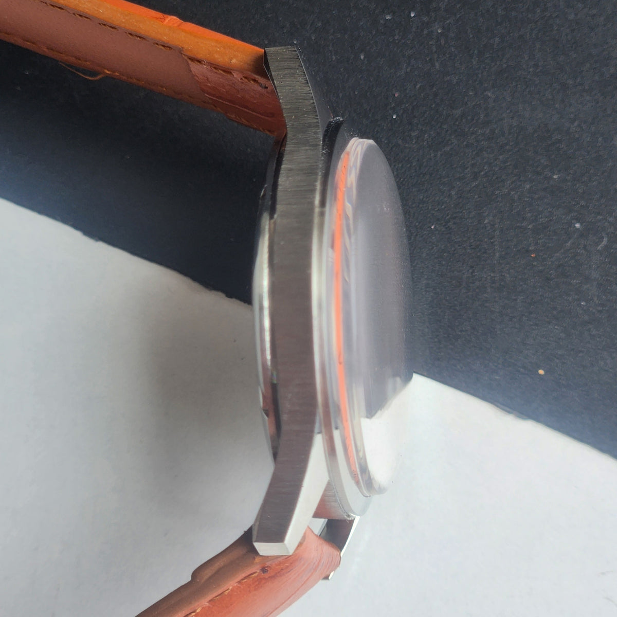 Vintage MOD HMT Janata Devanagari Hand Winding 17 Jewels Peach Face 35MM Silver Case Brown Leather Strap Men's Wrist Watch G68