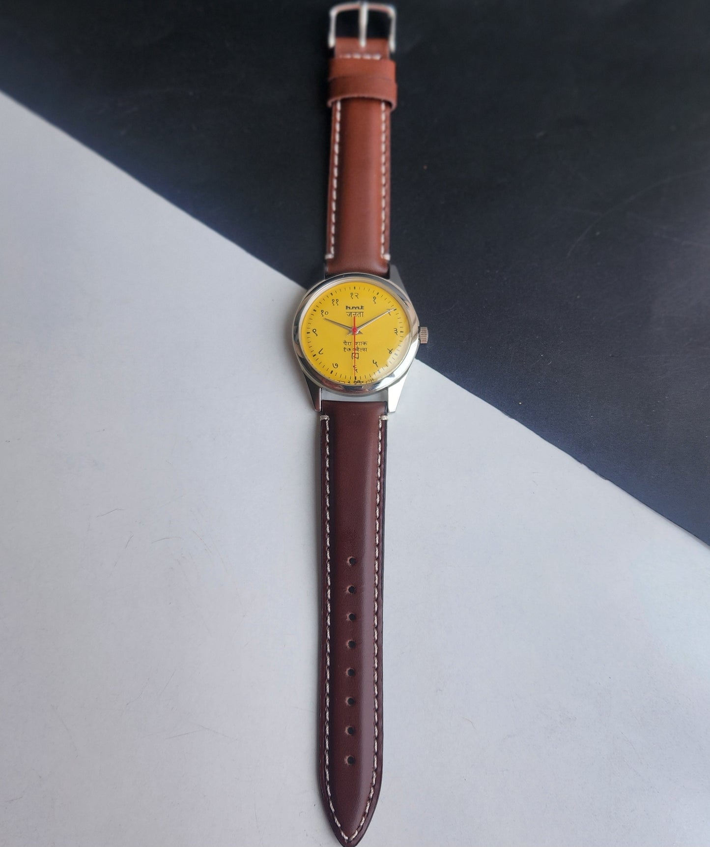 Vintage HMT Janata Devanagari Hand Winding 17 Jewels Yellow Face 35MM Silver Case Brown Leather Strap Men's Wrist Watch G66