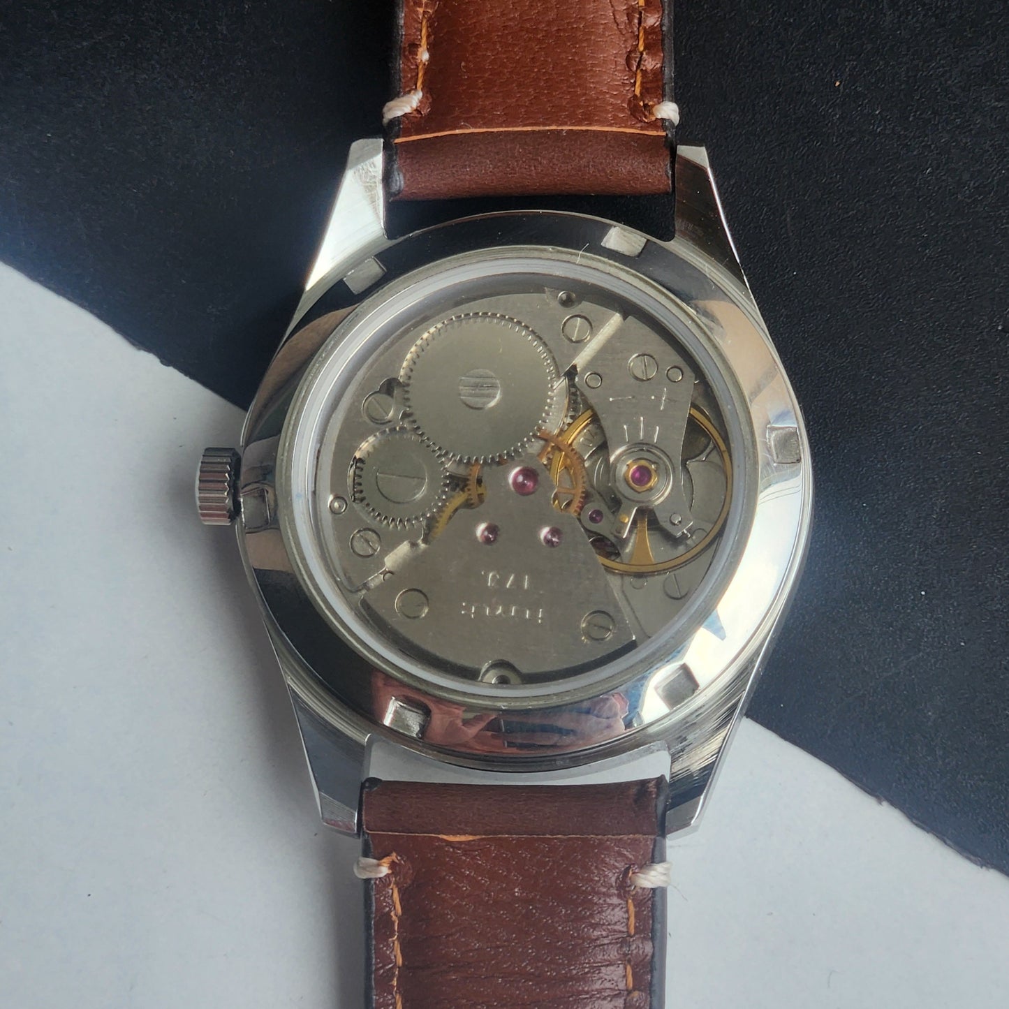 Vintage HMT Janata Devanagari Hand Winding 17 Jewels Yellow Face 35MM Silver Case Brown Leather Strap Men's Wrist Watch G66