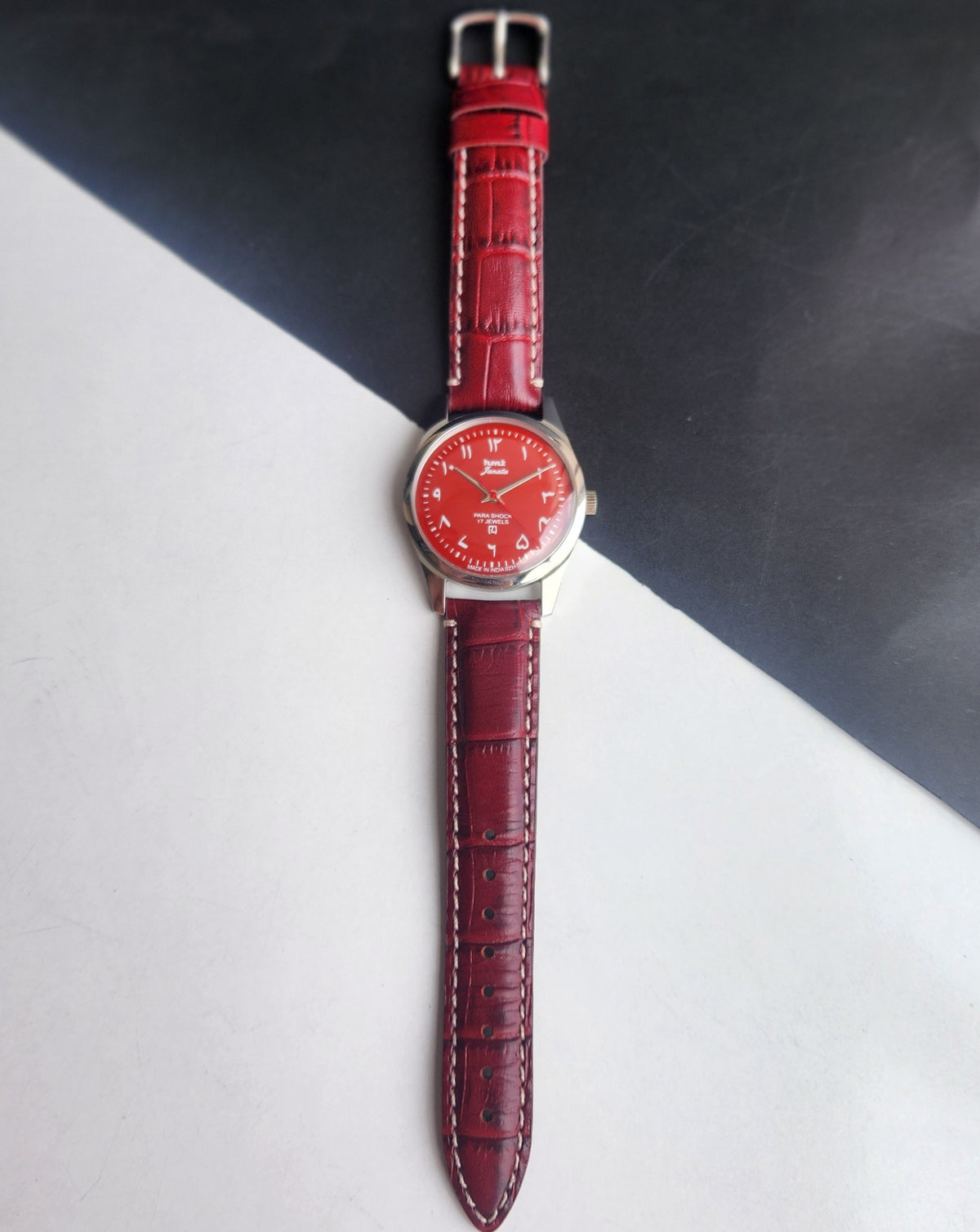 Vintage MOD HMT Janata Urdu/Arabic Hand Winding 17 Jewels Red Face 35MM Silver Case Red Leather Strap Men's Wrist Watch G69