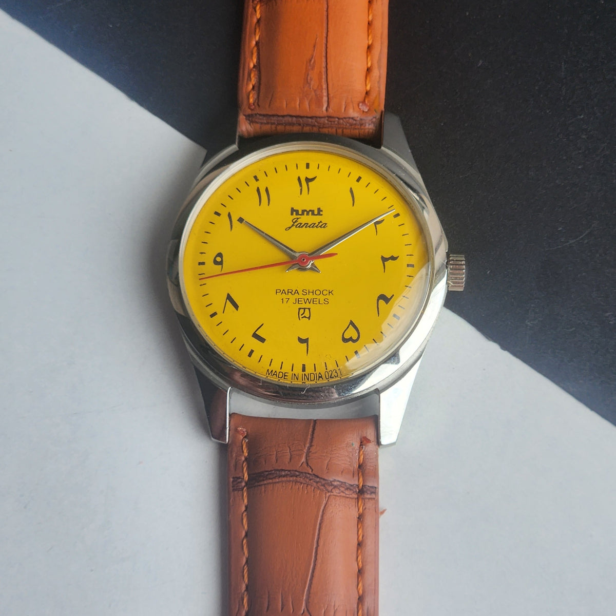 Vintage MOD HMT Janata Urdu/Arabic Hand Winding 17 Jewels Yellow Face 35MM Silver Case Brown Leather Strap Men's Wrist Watch G71